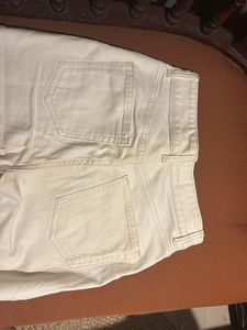 H&amp;M White Slim Straight Fit Jeans Xs