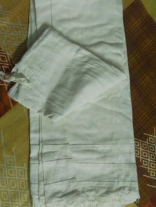 Saree (White, Beige)