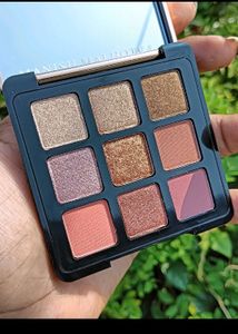 Myglamm Manish Malhotra Eyeshadow Palette Pack 2