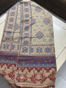 DOUBLE SHADE WOOLLEN SHAWL