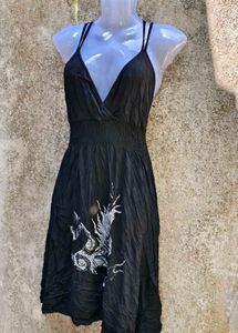 I. CUTE BLACK DRESS
