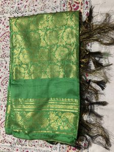 Scarfs And Stoles