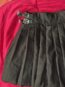 Pleated Mini Skirt