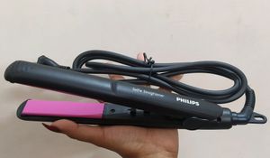 Brand new Philips Hair Straightner!