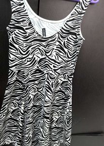 Cute H&amp;M Dress