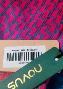 Free 4 Blouse Piece With This Rare Banarasi Saree