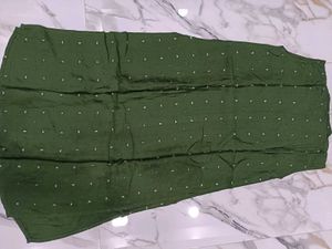 Sleevless green kurti