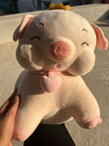 Cute Pig Plushie