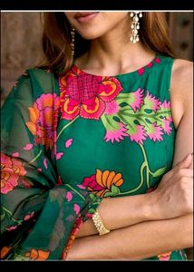 Sale !!Floral Green Kurta Set