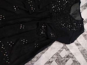 Black Embroidered Kurta
