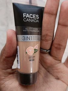 Faces Canada 3in1 Foundation