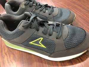 Casual Sneakers size UK6