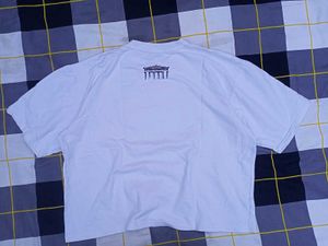 ART Front White Graphic Print Tee