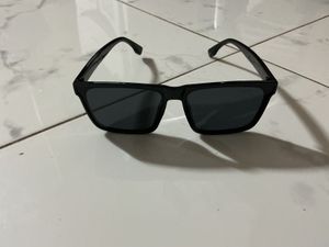 Black Square Sunglasses