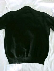 Black Korean Pullover 🖤
