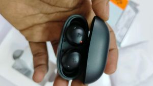 Spigen Audio Earbuds - SA-TW P10