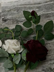 Artifical Pack Of 4 Rose Flowers