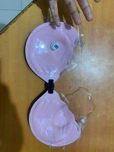 Invisible Bra With A Pair Of Colourless Straps