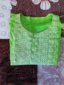 WOMEN STRAIGHT KURTA