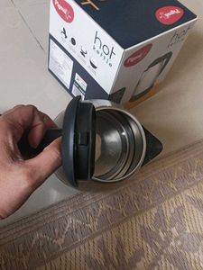 Pigeon Hot Kettle - Brand new