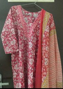 Slightly Used Kurti Pant Dupatta Set