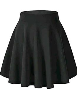 Black Skater Skirt 🖤