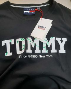 Tommy Hilfiger Black Tee