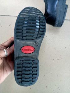 Girls Black School Shoes 8 no