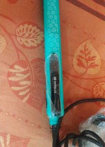 Havells Hair Straightener Totally New