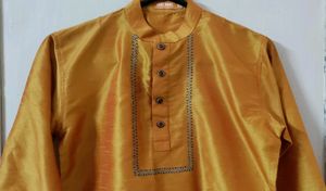 Boy&#39;s Short Kurta