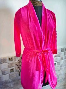 BOGO🎁Buy One Get 1 Free🎁S/M Pink Satin Robe