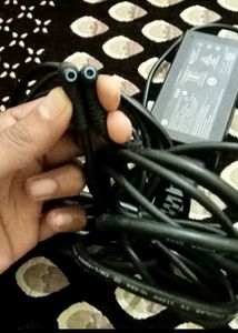 HP LAPTOP CHARGER NEW AND ORIGINAL 65 WATT