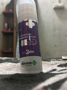 The Derma Co Radiance Serum