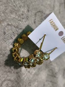 Sparkling Gold Hoop Earrings
