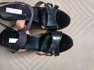 Comfortable Heel Sandle