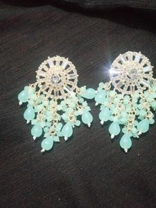 I Am Selling Beautiful  Chandbali Earings