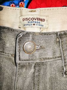 Boys Gray Straight Six Poket Jeans Size 28 30