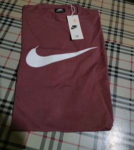 Nike Graphic T-Shirt