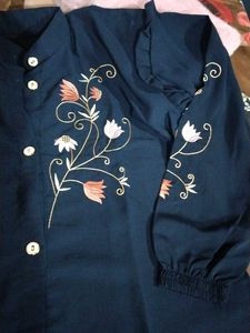 Embroidered Navy abaya