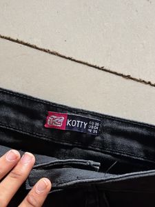 Straight fit jeans!