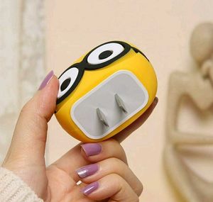 IPHONE CHARGER PROTECTOR SET