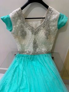 Women&#39;s Ethnic Gown