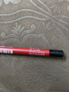 Swiss Beauty Bold Matte Lipliner