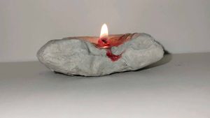 concrete candle stand🕯️