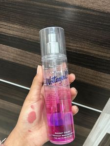 Layerr Wottagirl Body Mist Combo