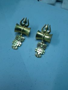 Golden Metal Finish Earrings