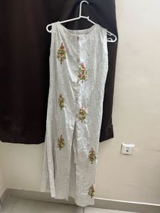 Embroidered Kurta Set
