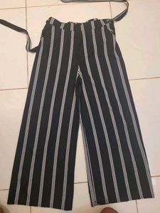 black stripped plazo pants ankle length