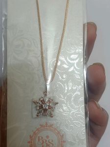 Anti Tarnish Snowflake Snake Chain Pendant ✨💌