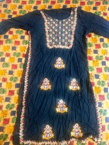 Embroidered Long Sleeve Kurti